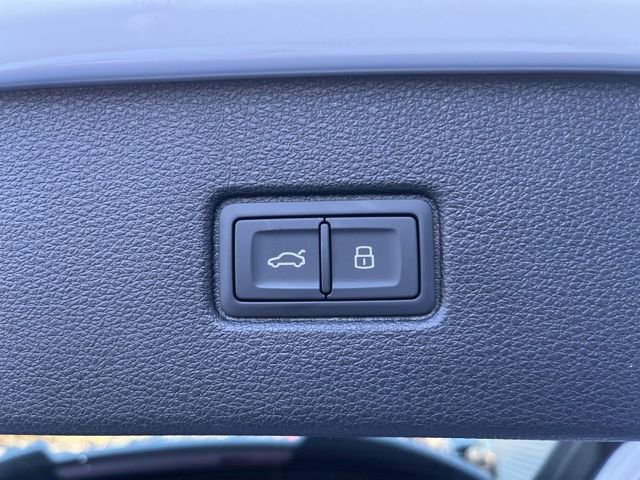 New 2026 Audi SQ7 Premium Plus image 31