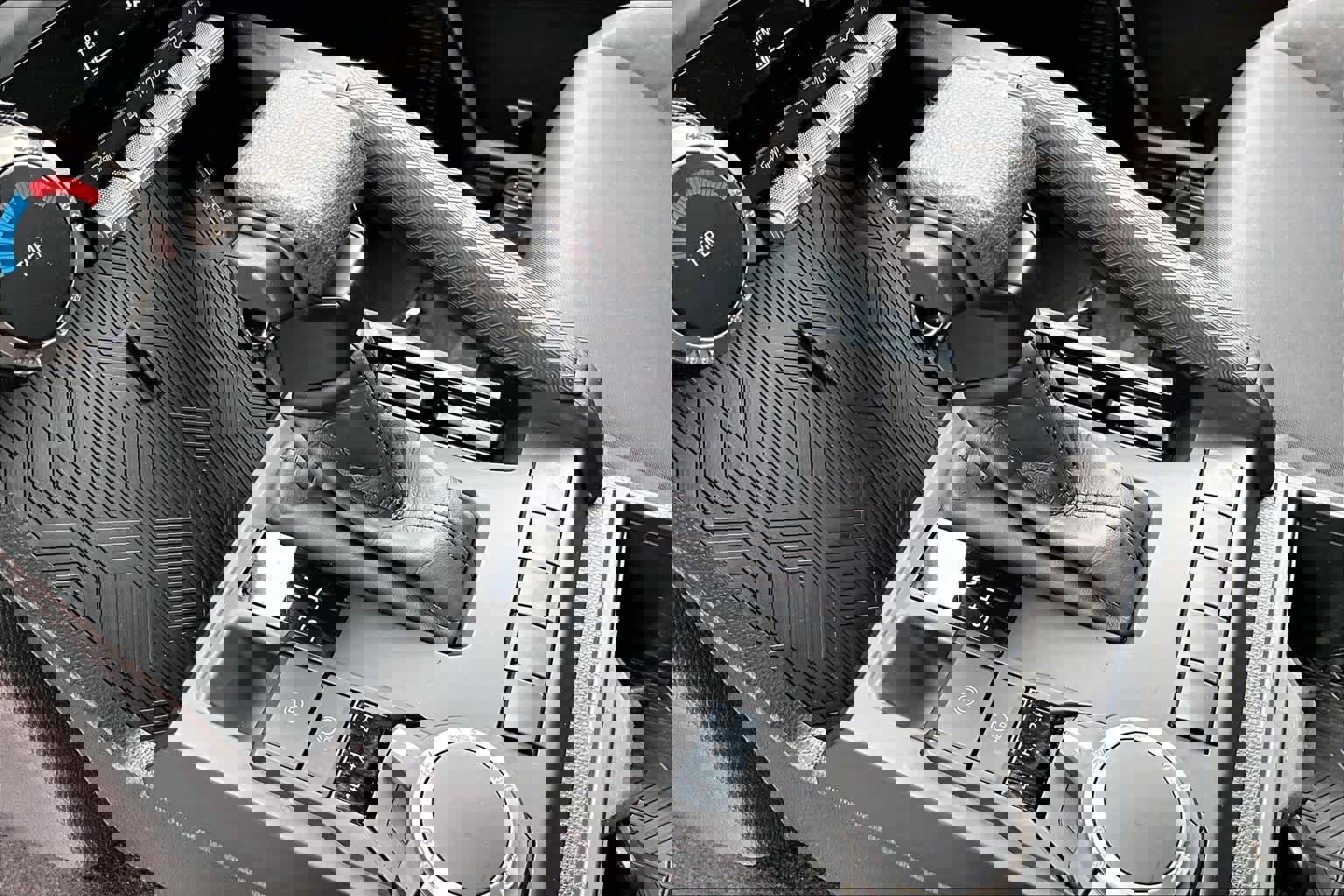 Used 2024 Toyota Tacoma SR w/ SR Upgrade Package image 16