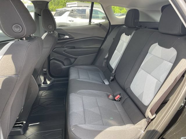 New 2026 Chevrolet Trax LS w/ LS Convenience Package FWD image 21