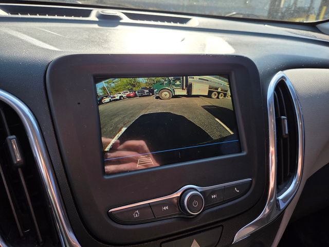 Used 2019 Chevrolet Equinox LS w/ LS Convenience Package image 11