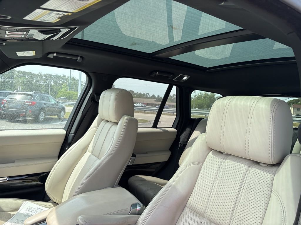 Used 2016 Land Rover Range Rover Supercharged AWD/4WD image 11