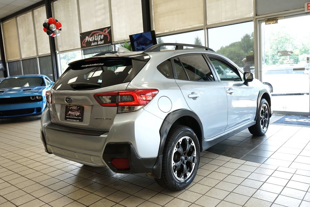 Used 2021 Subaru Crosstrek 2.0i Premium w/ Moonroof Package AWD/4WD image 17