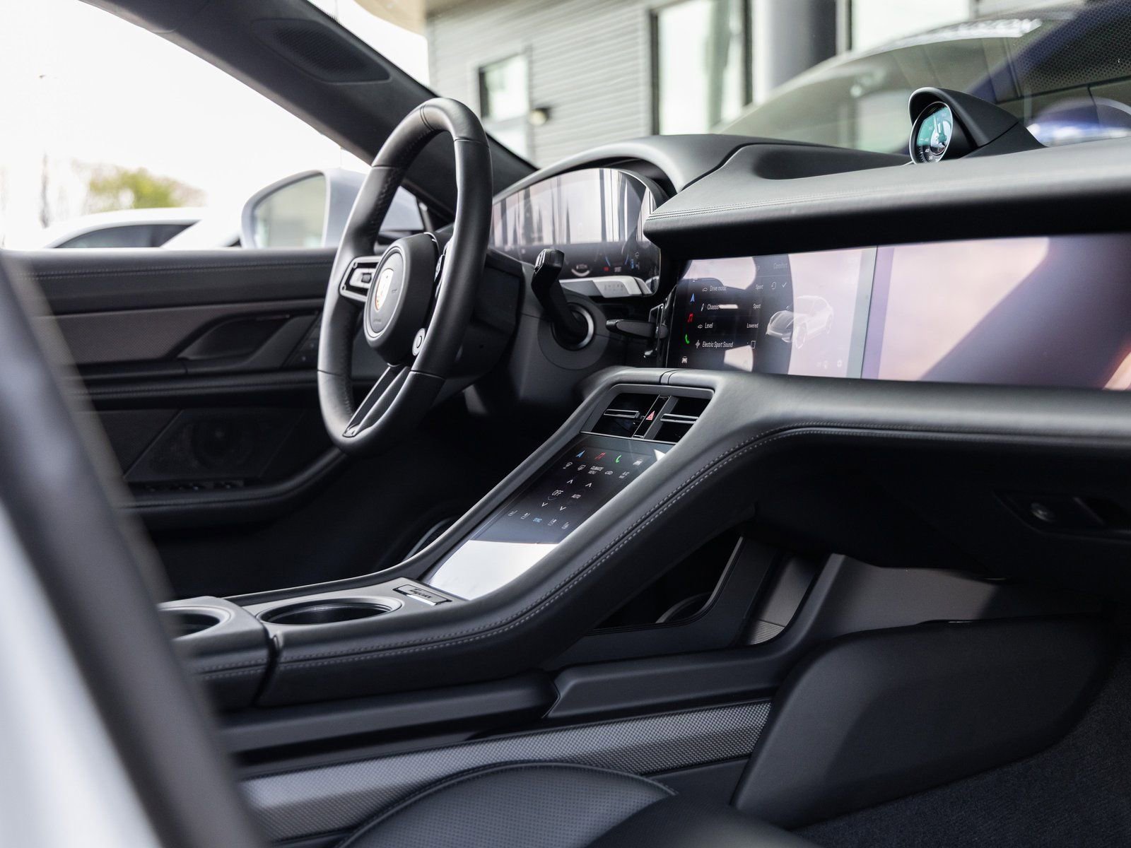 Used 2025 Porsche Taycan GTS image 50