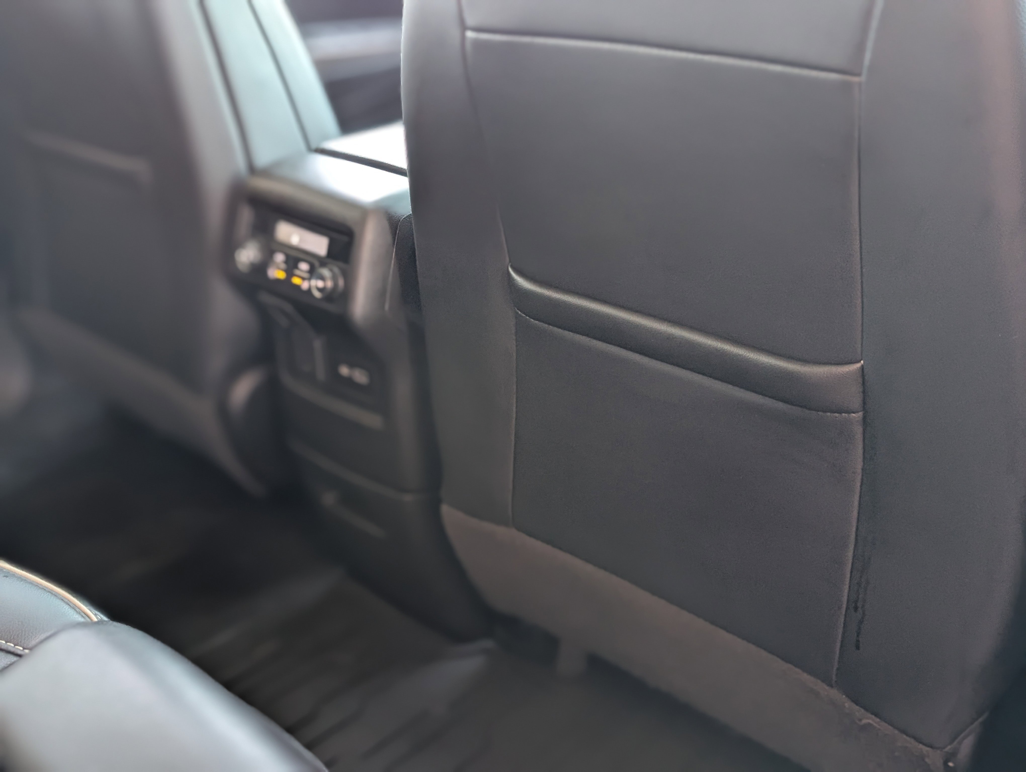 Used 2022 GMC Acadia Denali w/ Trailering Package image 48