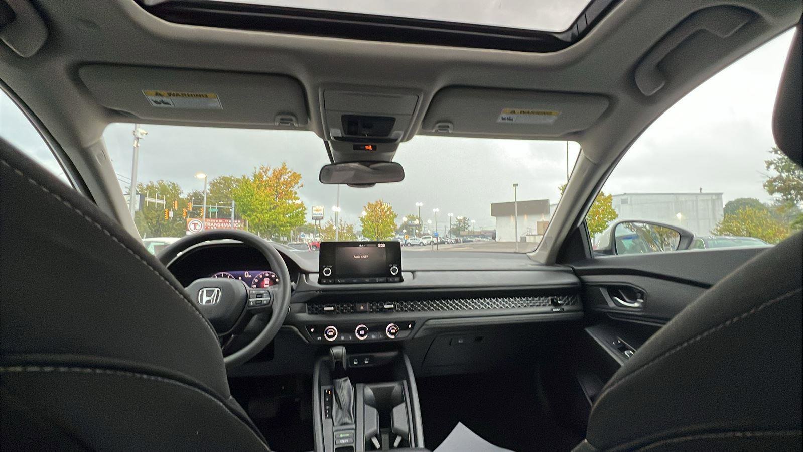 Certified 2023 Honda Accord EX image 20