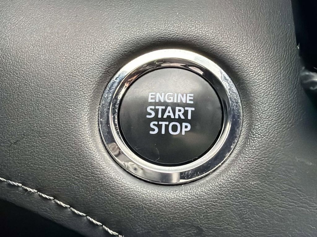 Used 2023 Toyota Highlander XSE image 22