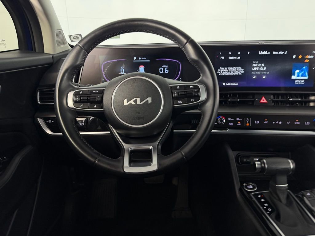 Used 2024 Kia Sportage EX image 14