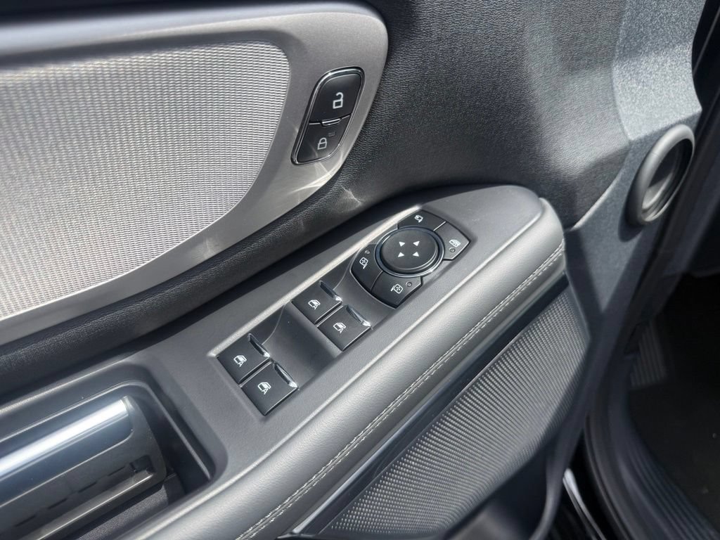 New 2026 Ford Expedition Active AWD/4WD image 13