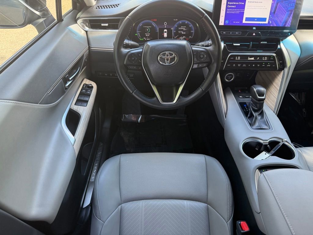 Used 2024 Toyota Venza Limited image 15