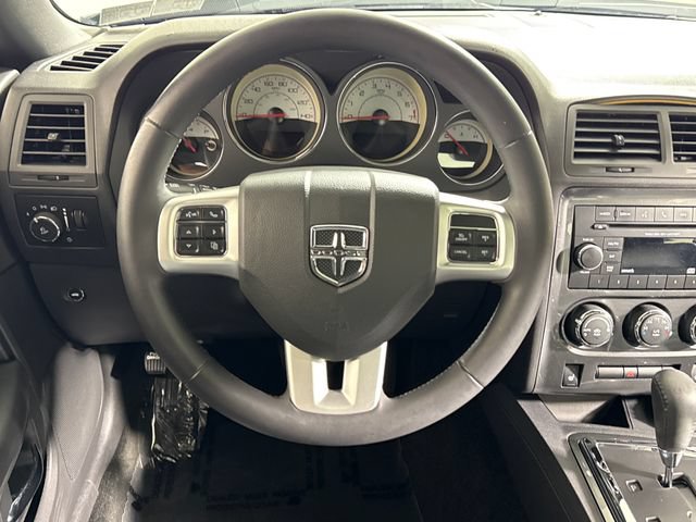 Used 2014 Dodge Challenger SXT Plus RWD image 22