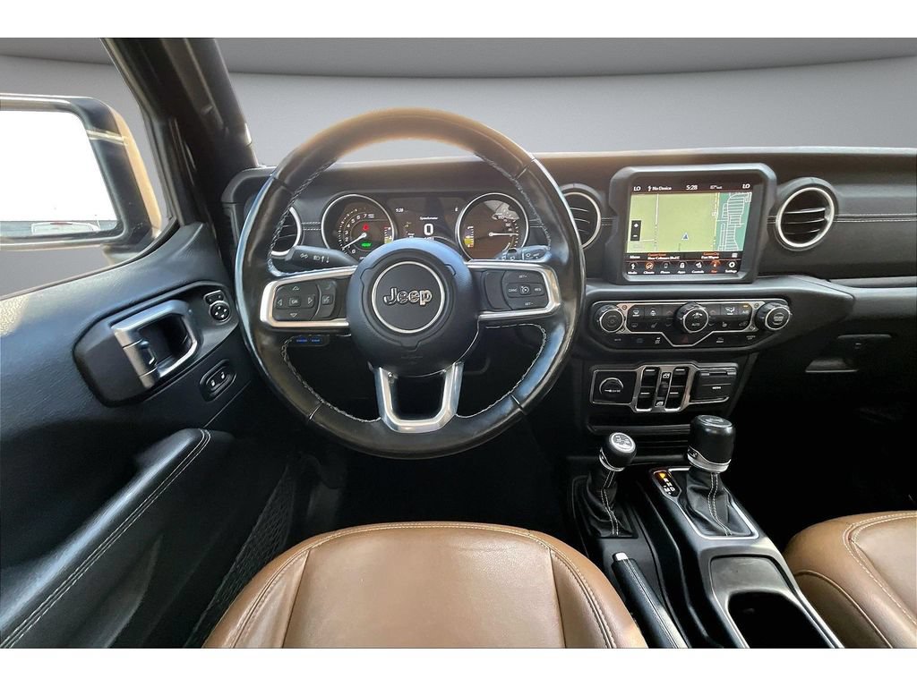 Used 2022 Jeep Wrangler Unlimited Sahara w/ Cold Weather Group AWD/4WD image 8