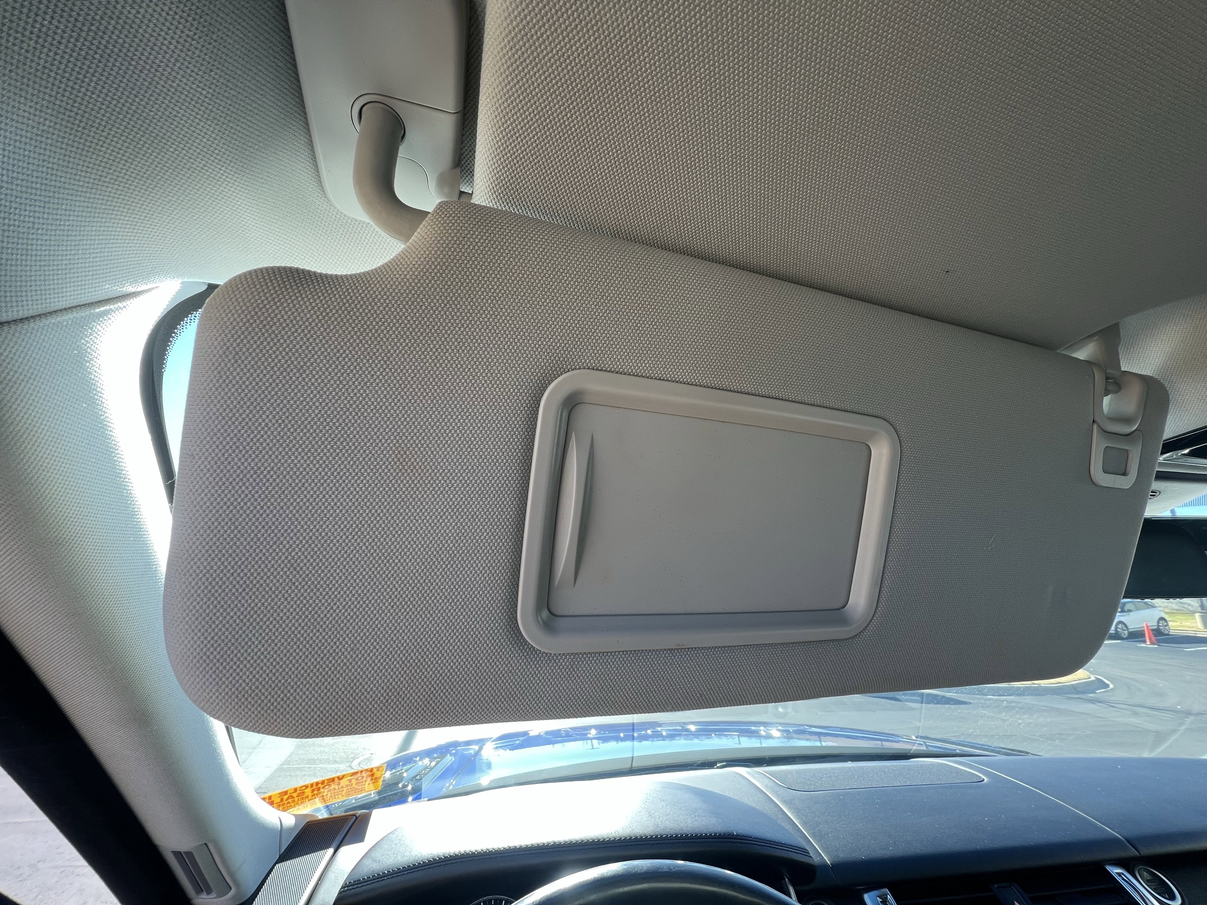 Used 2022 Land Rover Range Rover Sport SVR image 22