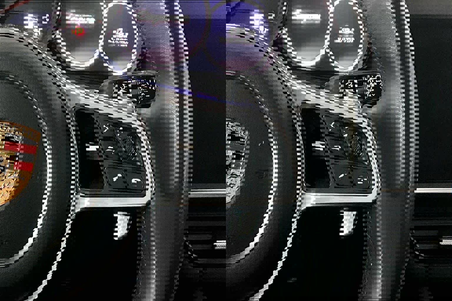 Used 2023 Porsche Cayenne image 24