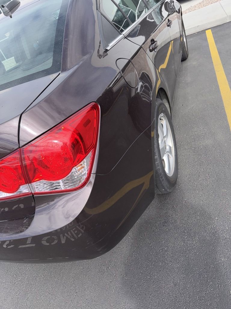 Used 2015 Chevrolet Cruze LT w/ Technology Package image 8