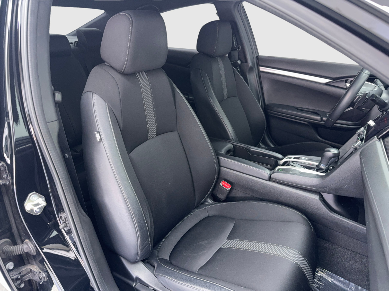 Used 2020 Honda Civic Sport image 45