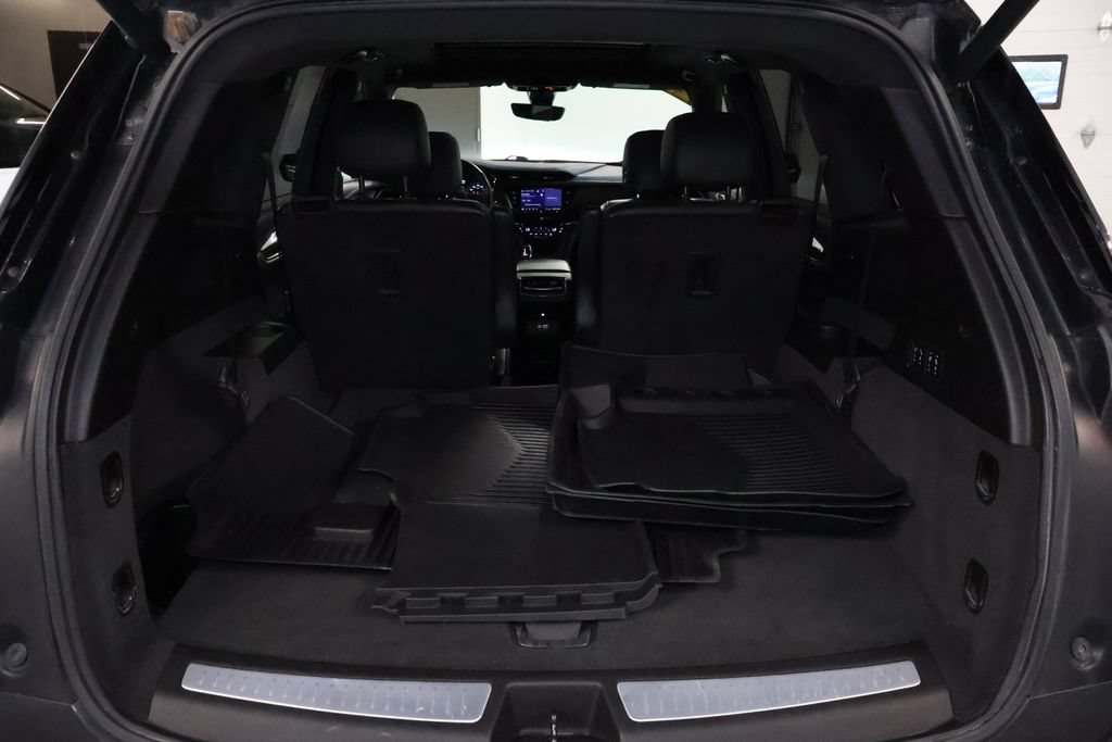 Used 2020 Cadillac XT6 Premium Luxury w/ Platinum Package AWD/4WD image 18