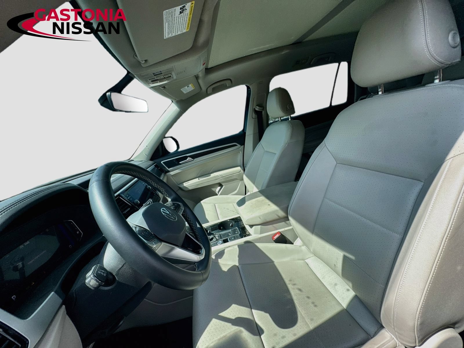 Used 2023 Volkswagen Atlas SE w/ Panoramic Sunroof Package FWD image 26