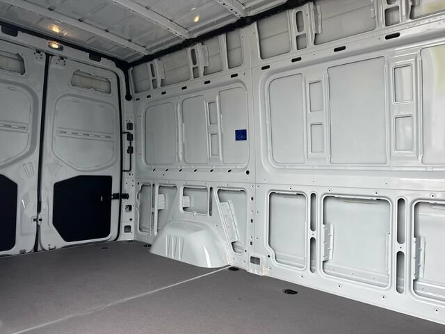 New 2025 Mercedes-Benz Sprinter 2500 image 13