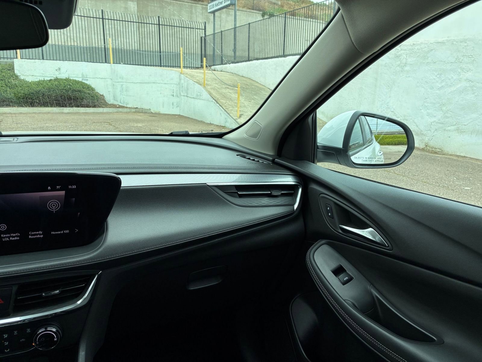 Used 2025 Buick Encore GX Preferred image 34