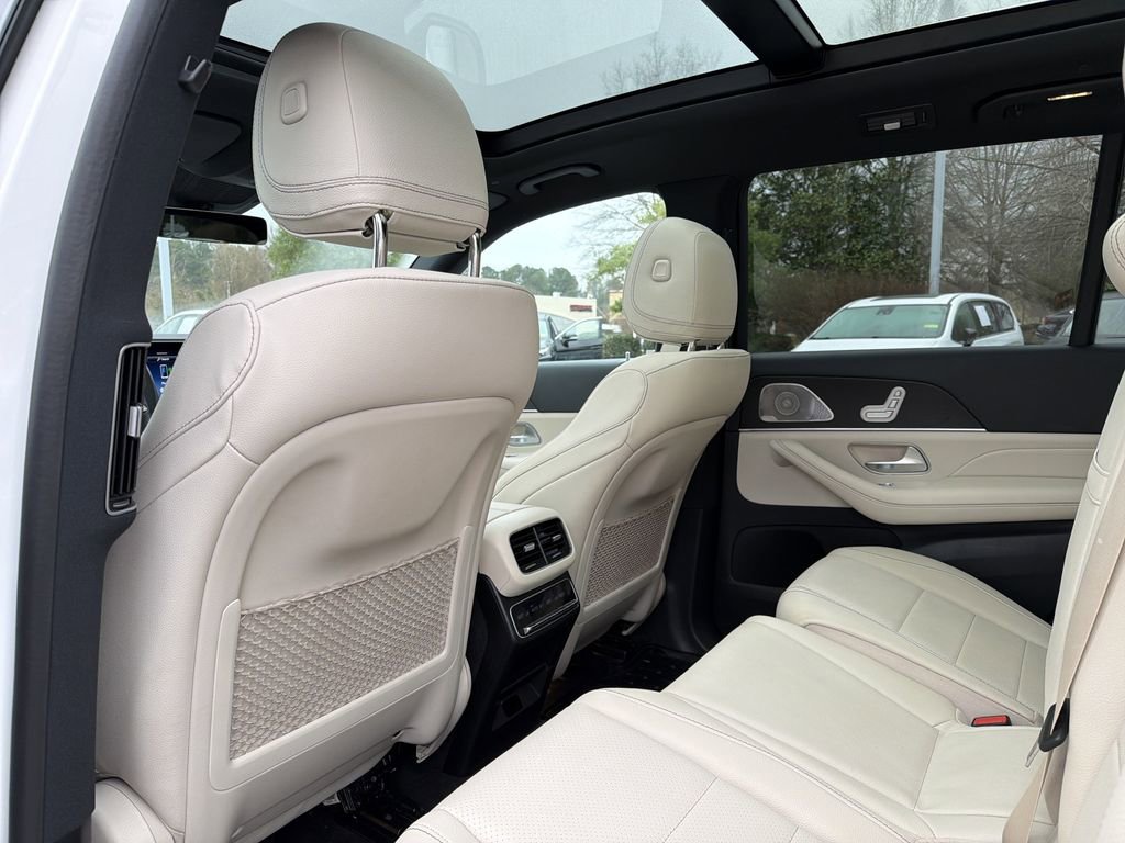 Certified 2024 Mercedes-Benz GLS 450 4MATIC image 19