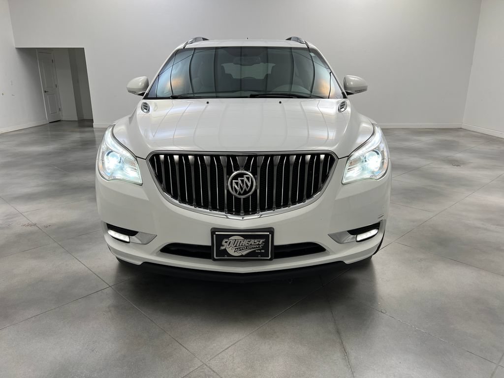 Used 2017 Buick Enclave Convenience FWD image 3