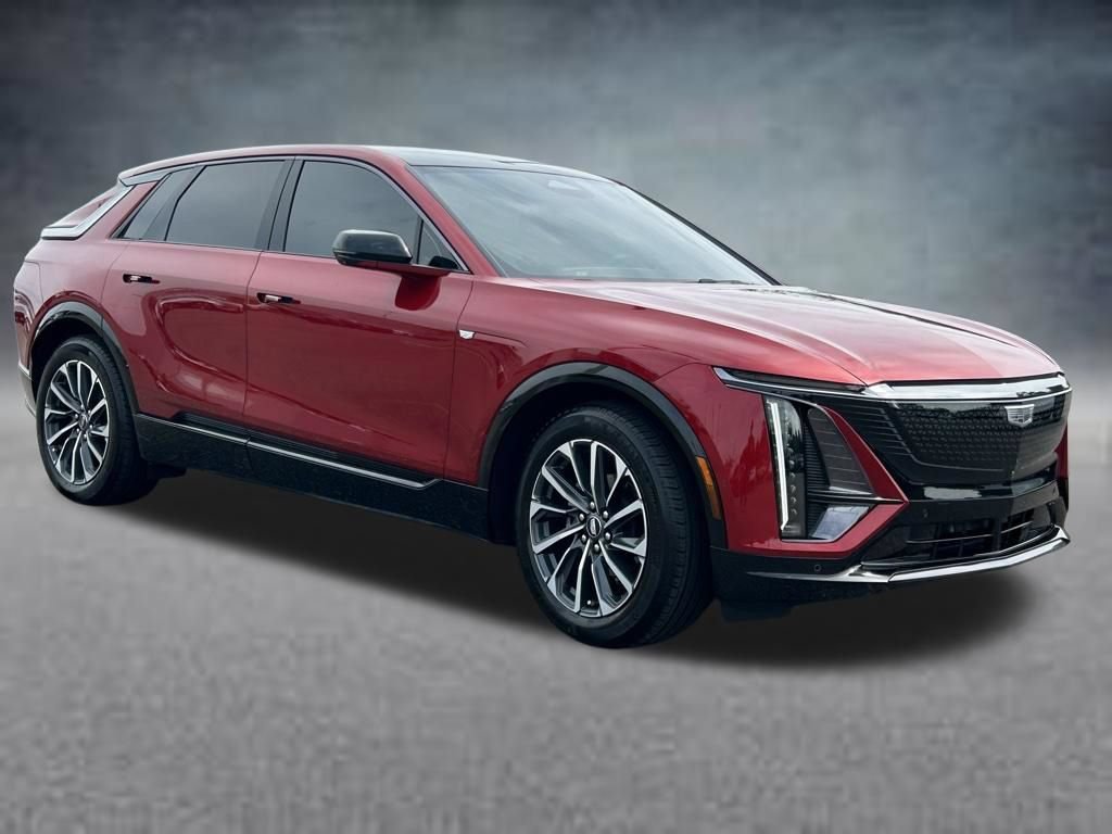Used 2024 Cadillac Lyriq Sport RWD image 7