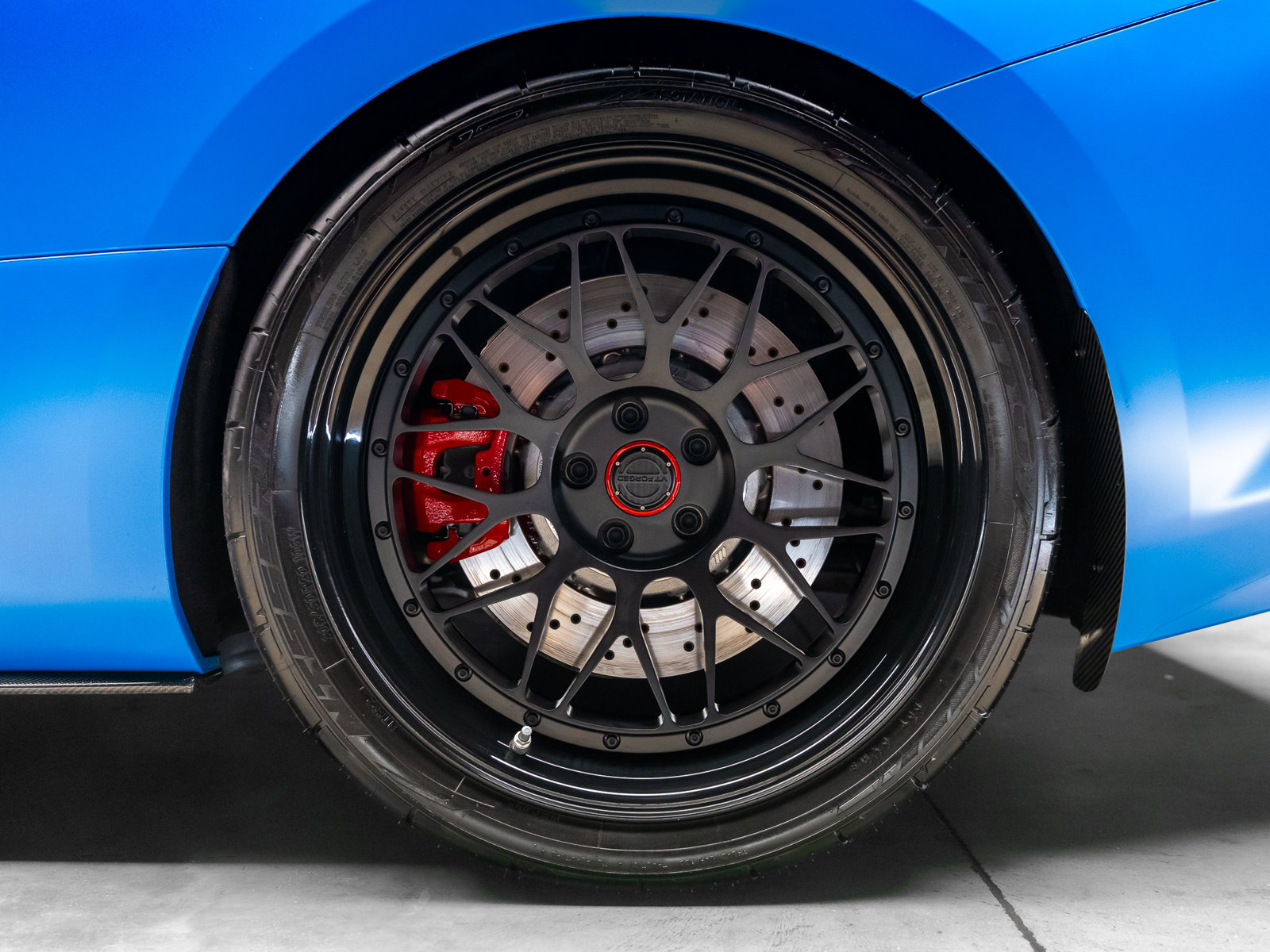Used 2025 BMW M2 w/ Lighting Package RWD image 43