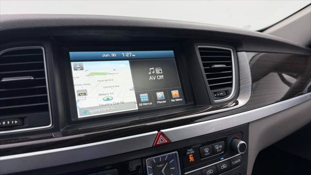 Used 2018 Genesis G80 3.8 RWD image 29