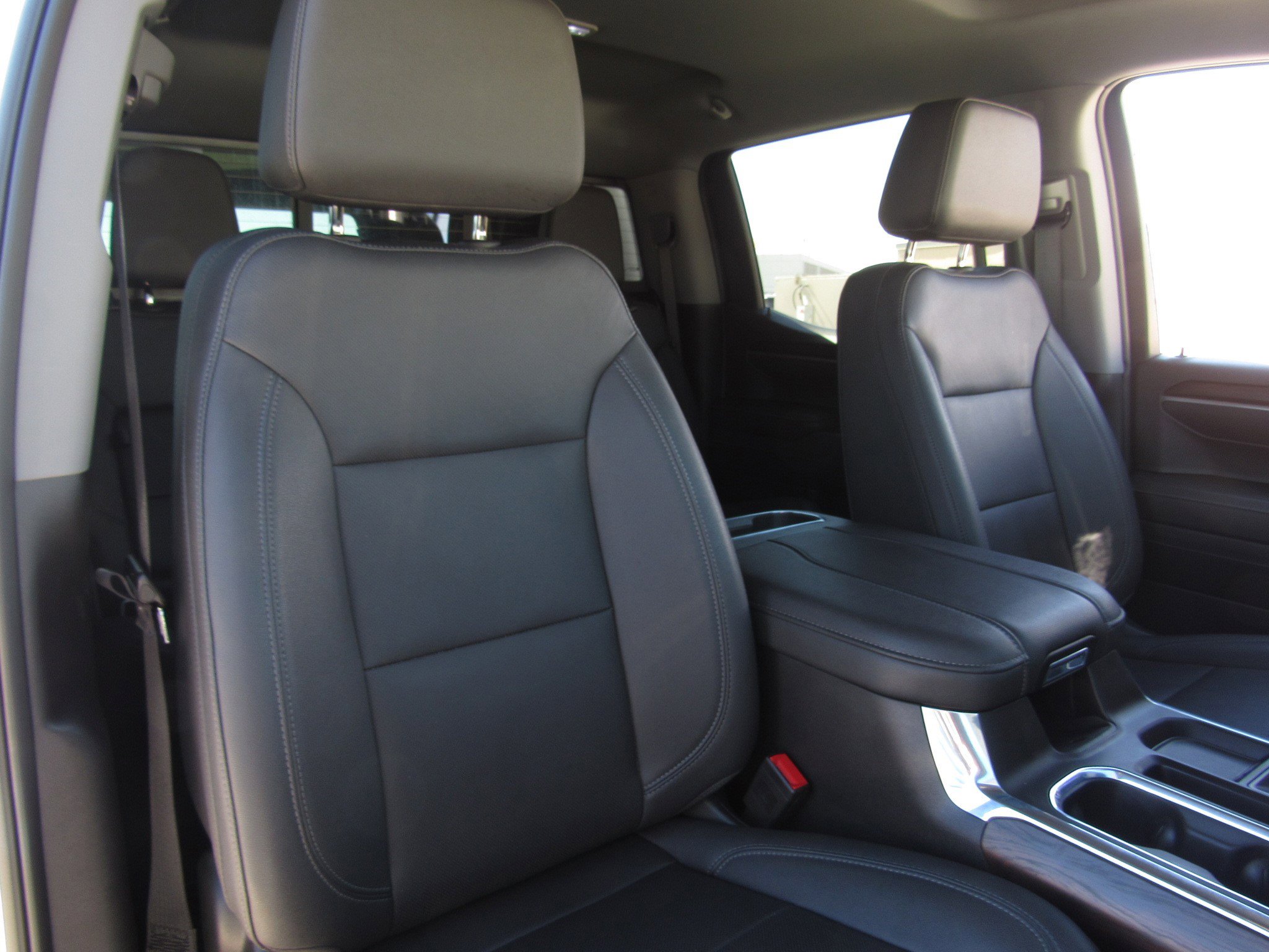 Used 2023 GMC Sierra 1500 SLT w/ SLT Premium Plus Package image 11