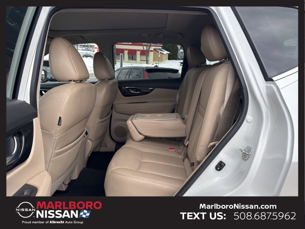 Certified 2018 Nissan Rogue SL w/ Premium Package image 16