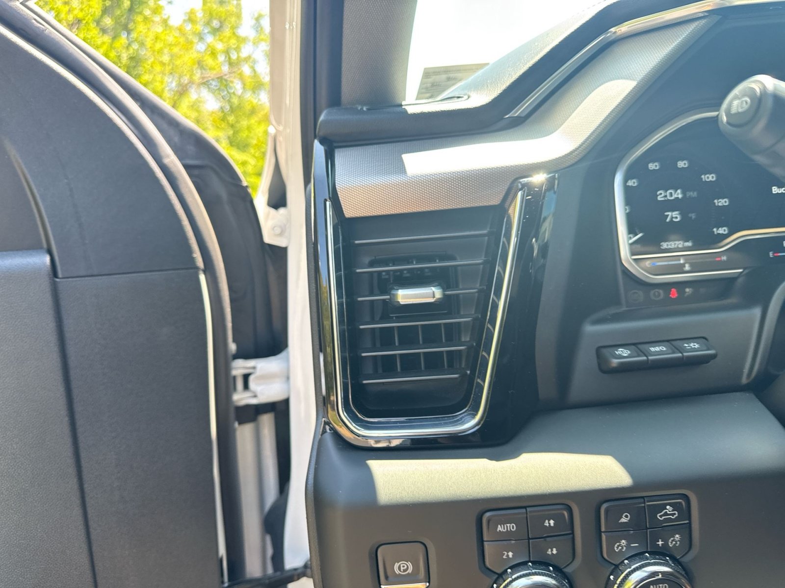 Used 2023 GMC Sierra 1500 Denali AWD/4WD image 22