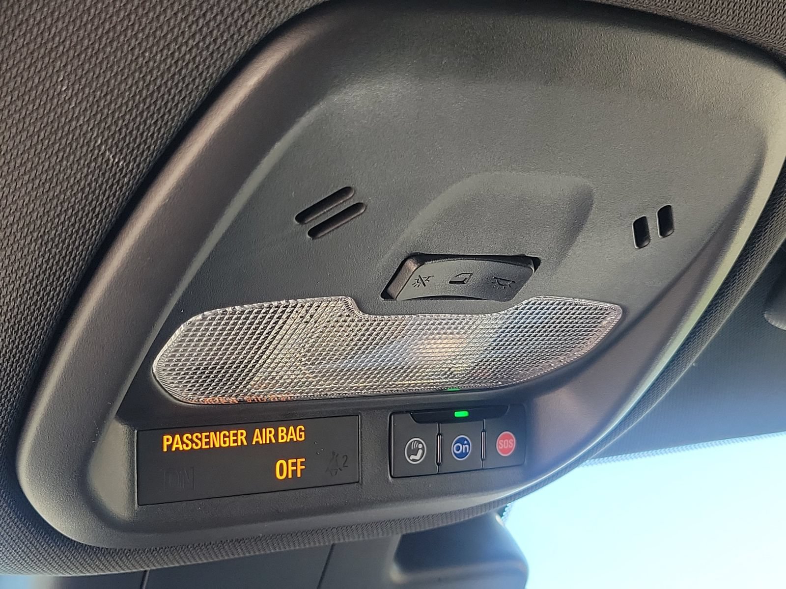 Used 2024 Chevrolet Trax RS FWD image 19