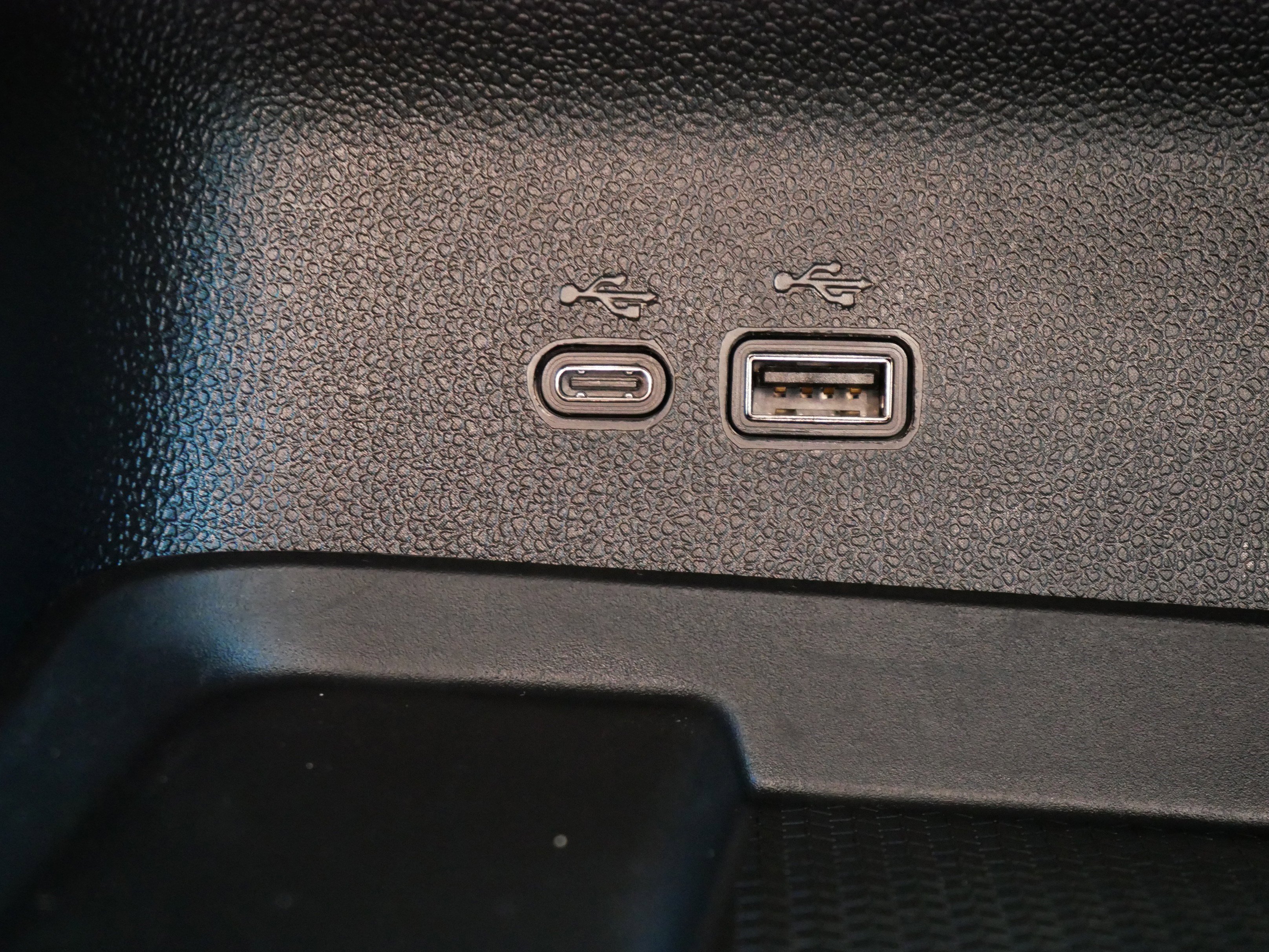 Used 2025 Chevrolet Traverse Z71 w/ Driver Confidence Package image 29