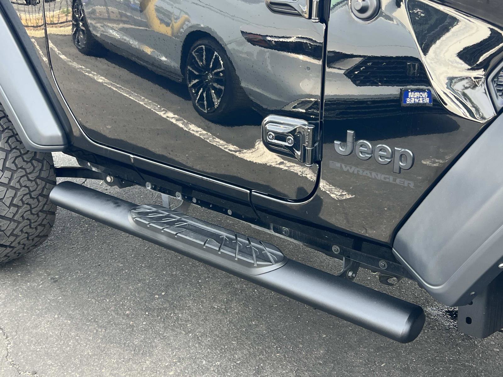 Used 2023 Jeep Wrangler Sport S image 26