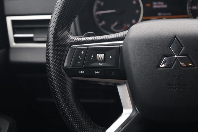 Used 2024 Mitsubishi Outlander SE FWD image 10