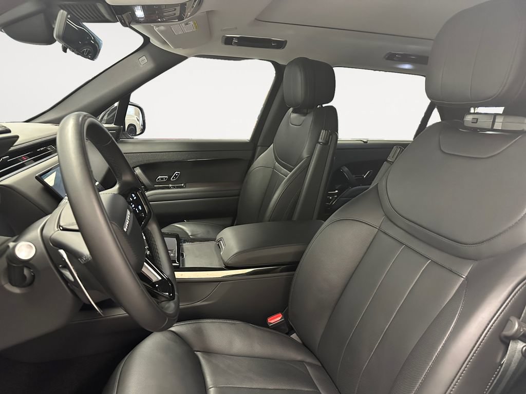 Used 2024 Land Rover Range Rover Sport Dynamic SE AWD/4WD image 9