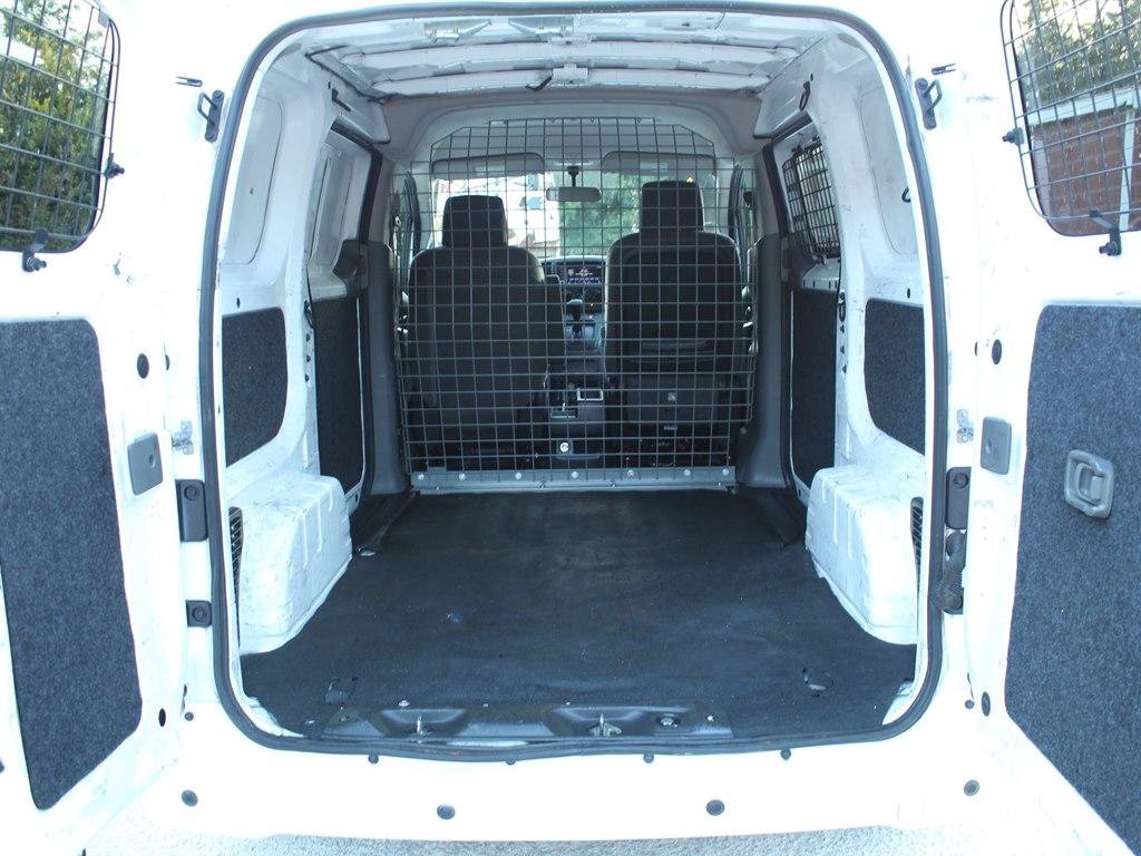 Used 2020 Nissan NV200 SV w/ Sliding Glass Door Package FWD image 20