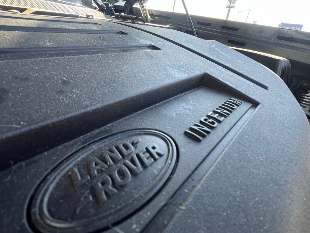 Used 2023 Land Rover Defender 110 SE AWD/4WD image 47
