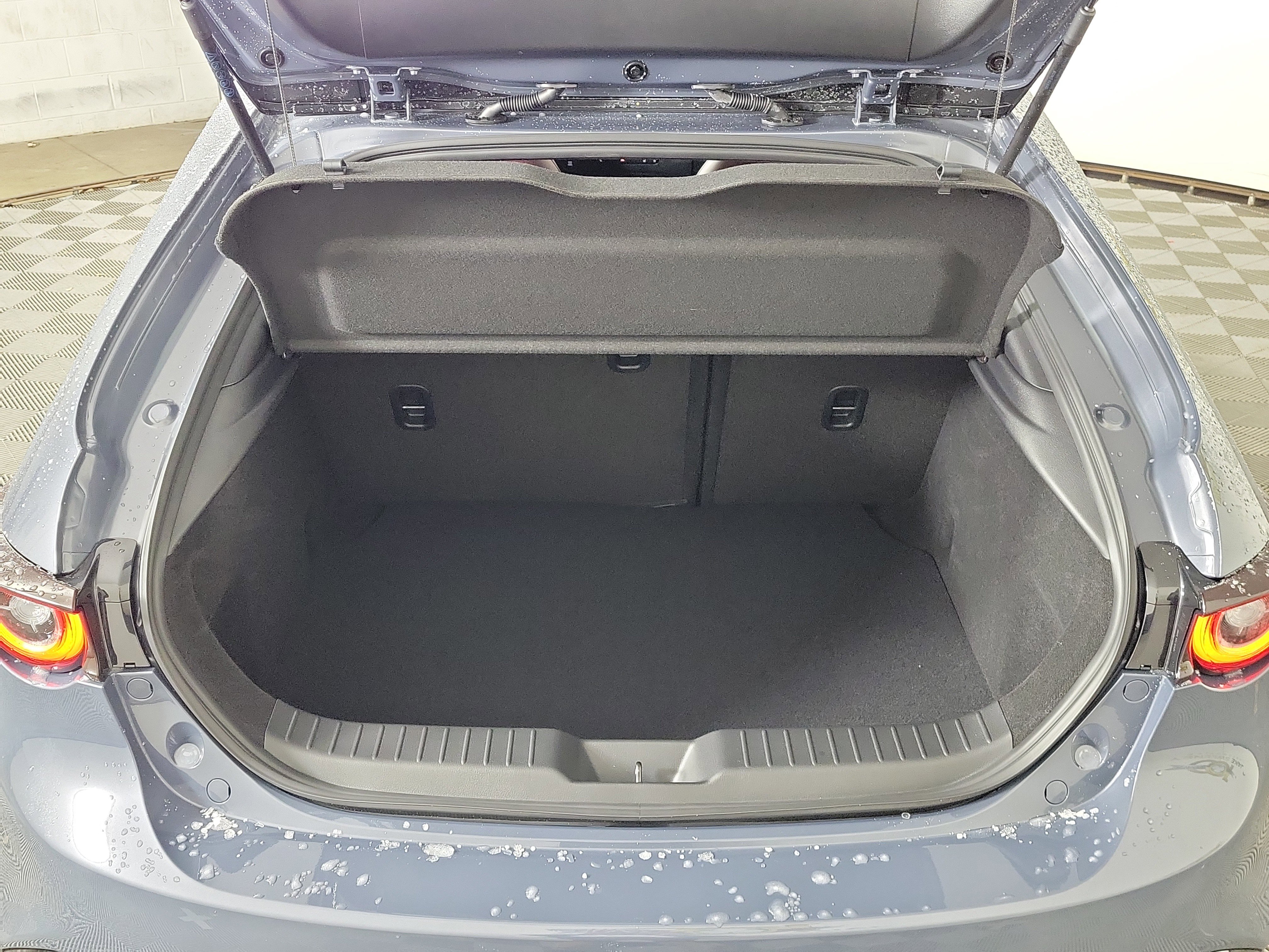 New 2026 MAZDA MAZDA3 Carbon image 27