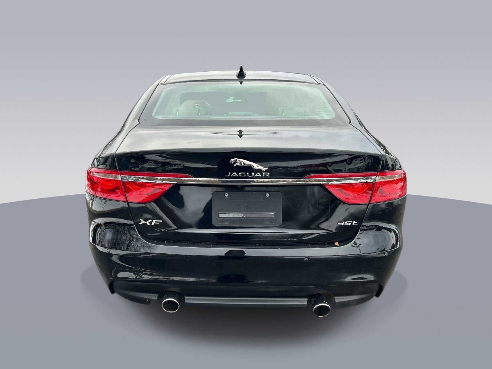 Used 2016 Jaguar XF Prestige RWD image 4