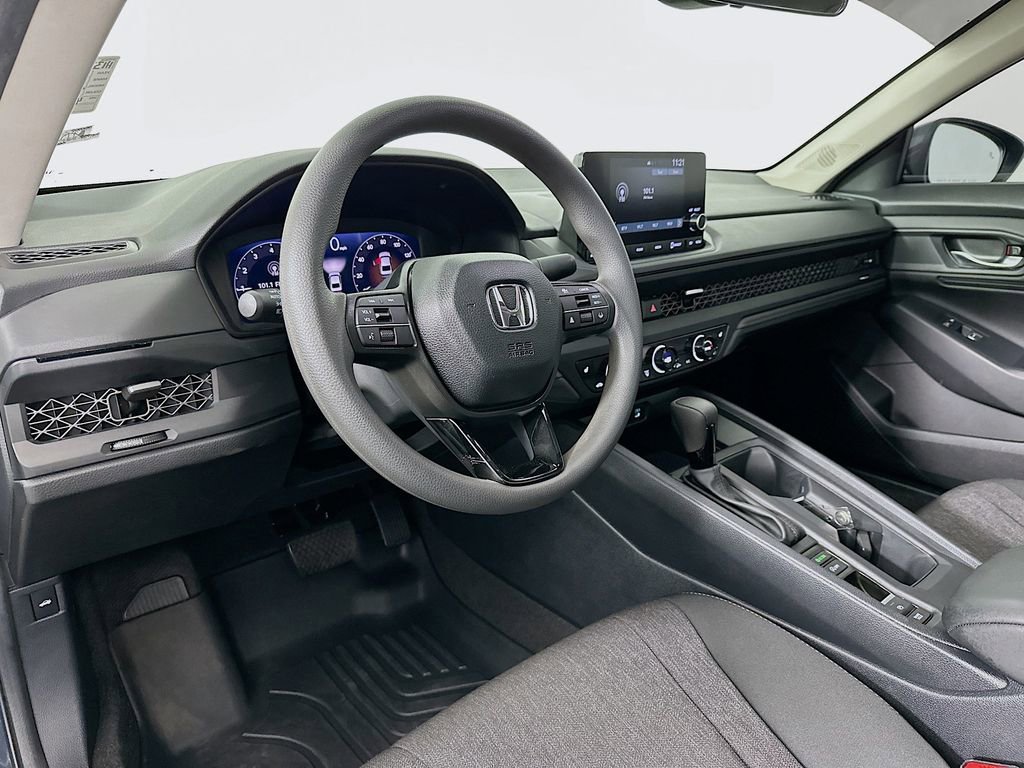 Used 2024 Honda Accord EX image 10