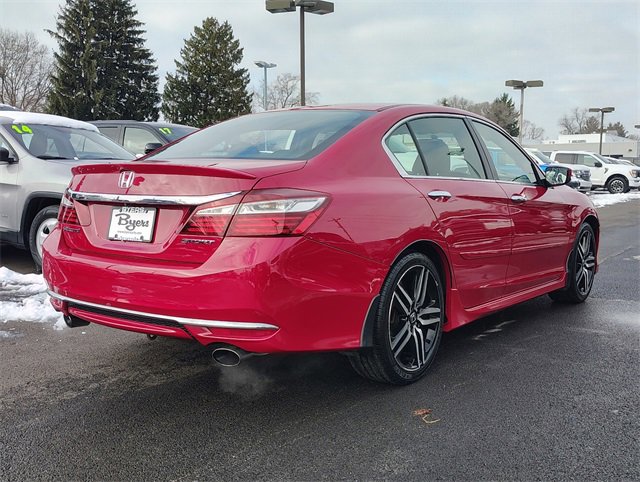 Used 2017 Honda Accord Sport image 7