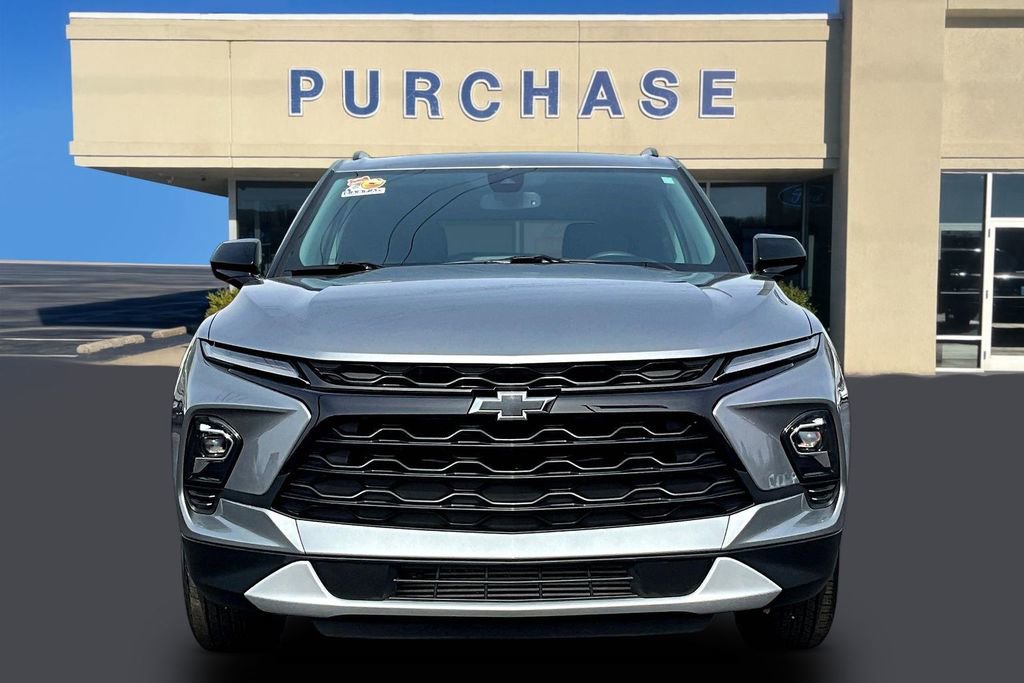 Used 2023 Chevrolet Blazer LT w/ Convenience Package image 2