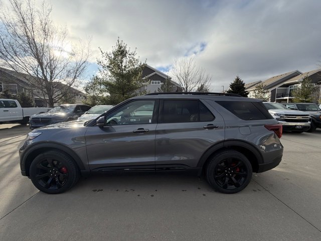 Used 2022 Ford Explorer ST w/ Equipment Group 401A image 5