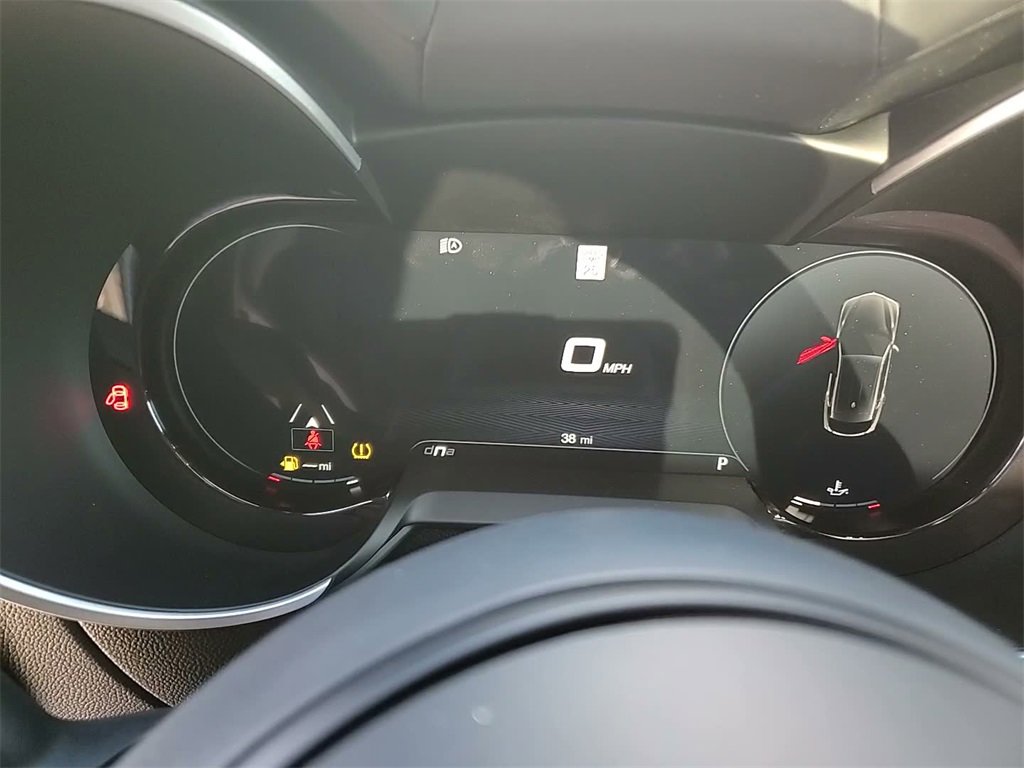 Used 2024 Alfa Romeo Stelvio Veloce image 27