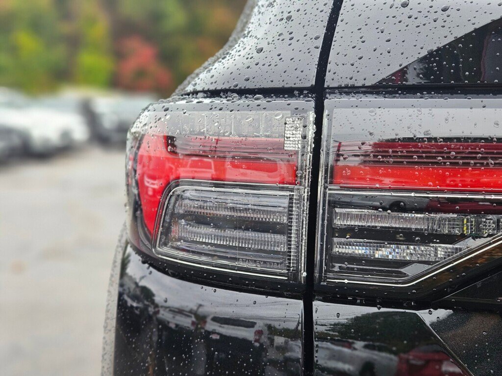 New 2025 Mitsubishi Outlander ES image 9