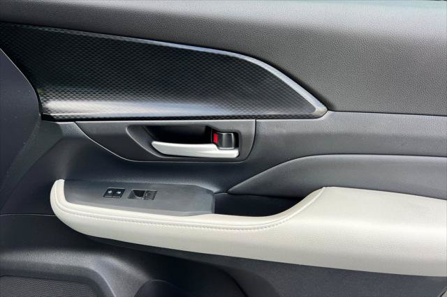 Certified 2026 Toyota Grand Highlander AWD Hybrid image 20