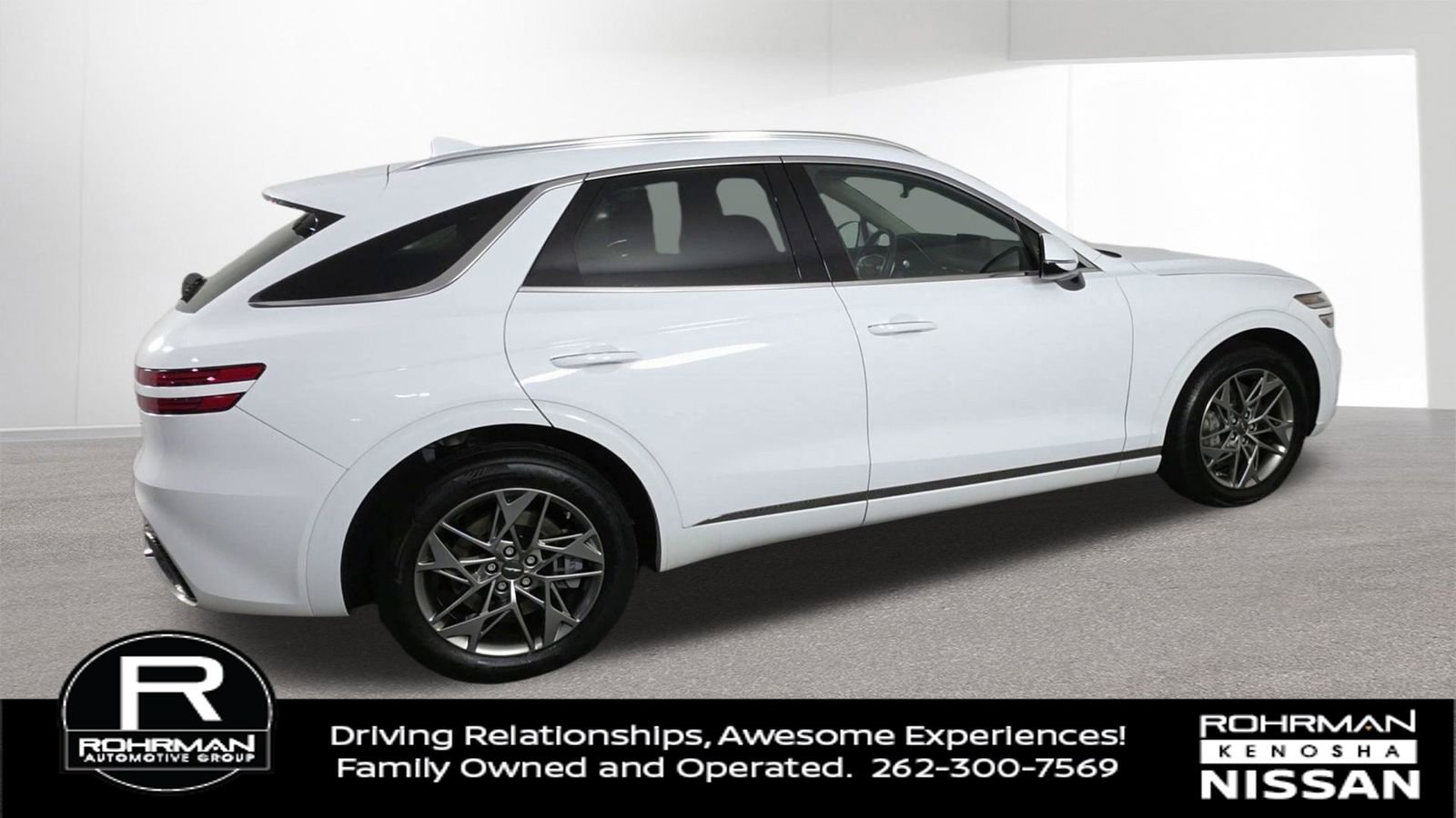 Used 2025 Genesis GV70 2.5T image 10