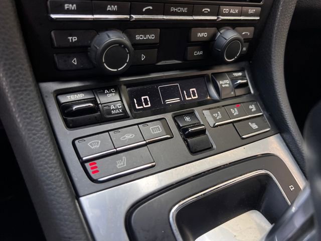 Used 2016 Porsche Cayman image 21
