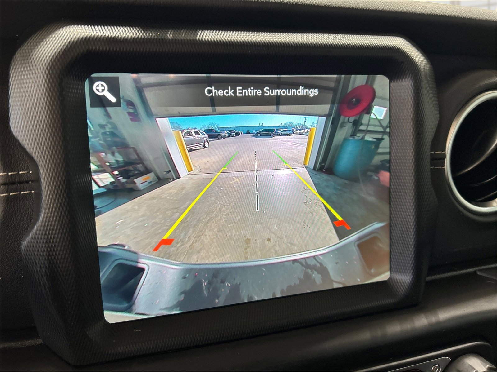 Used 2022 Jeep Gladiator Overland w/ Popular Equipment Package image 25